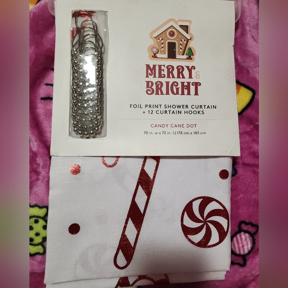 Merry & Bright Candy Cane 🍬🍬Dot Shower Curtain/ Hooks🍬🍬